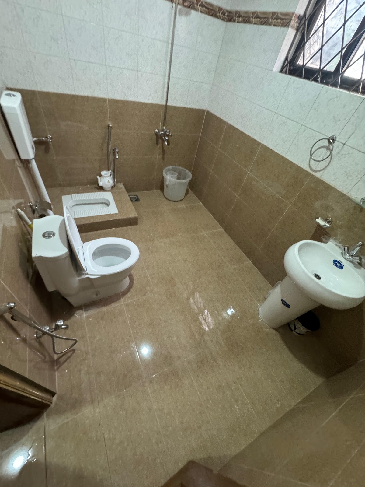 Comfort inn Luxury Living Guest House Islamabad — photo 10