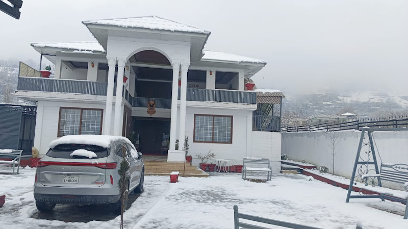 Town Inn Guest House & Hotel Chitral