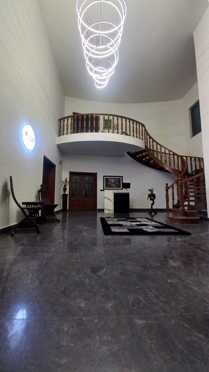 Itrat Gillani — photo 7