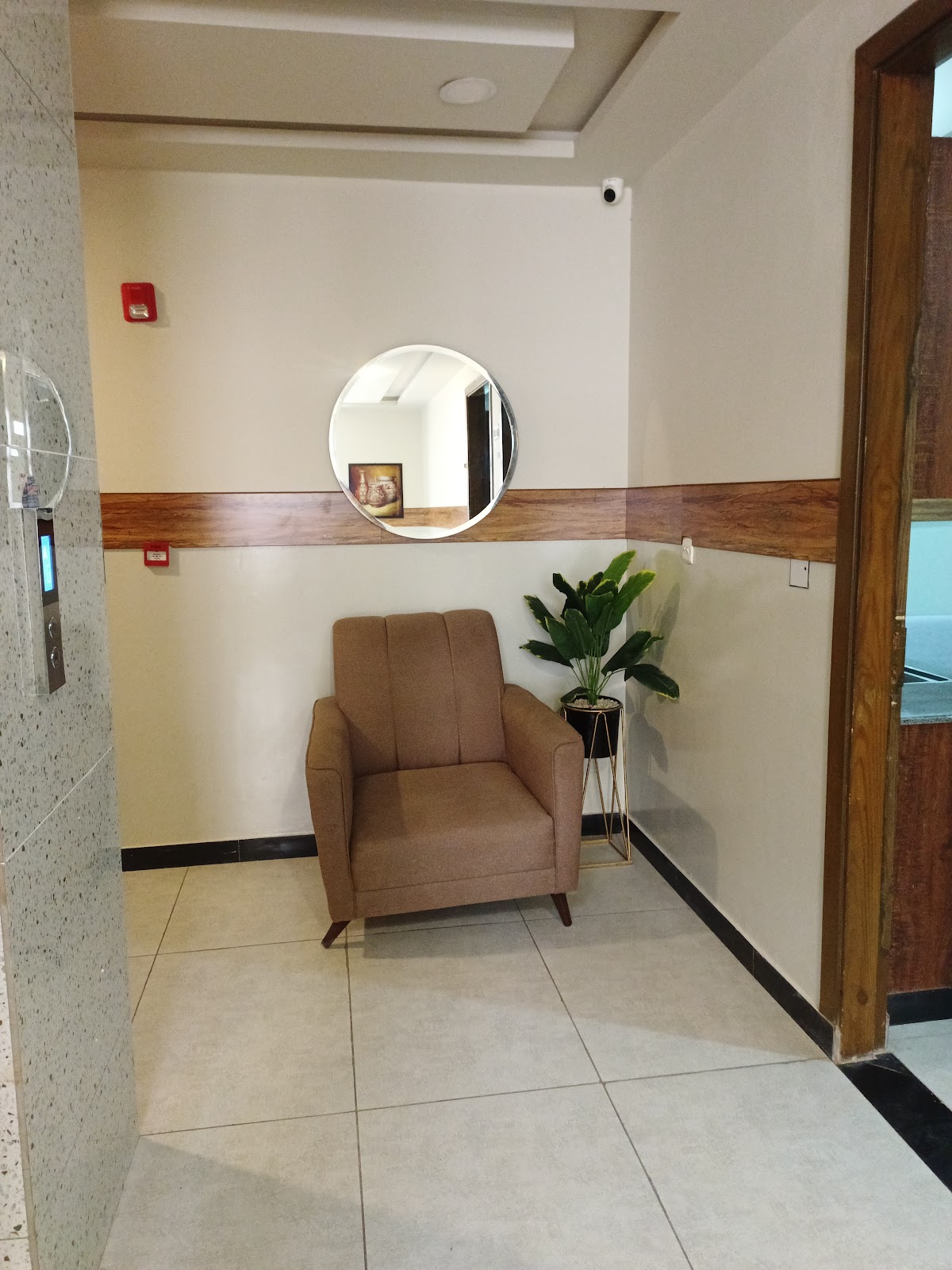 Vaporium apartments Bahria RWP — photo 7