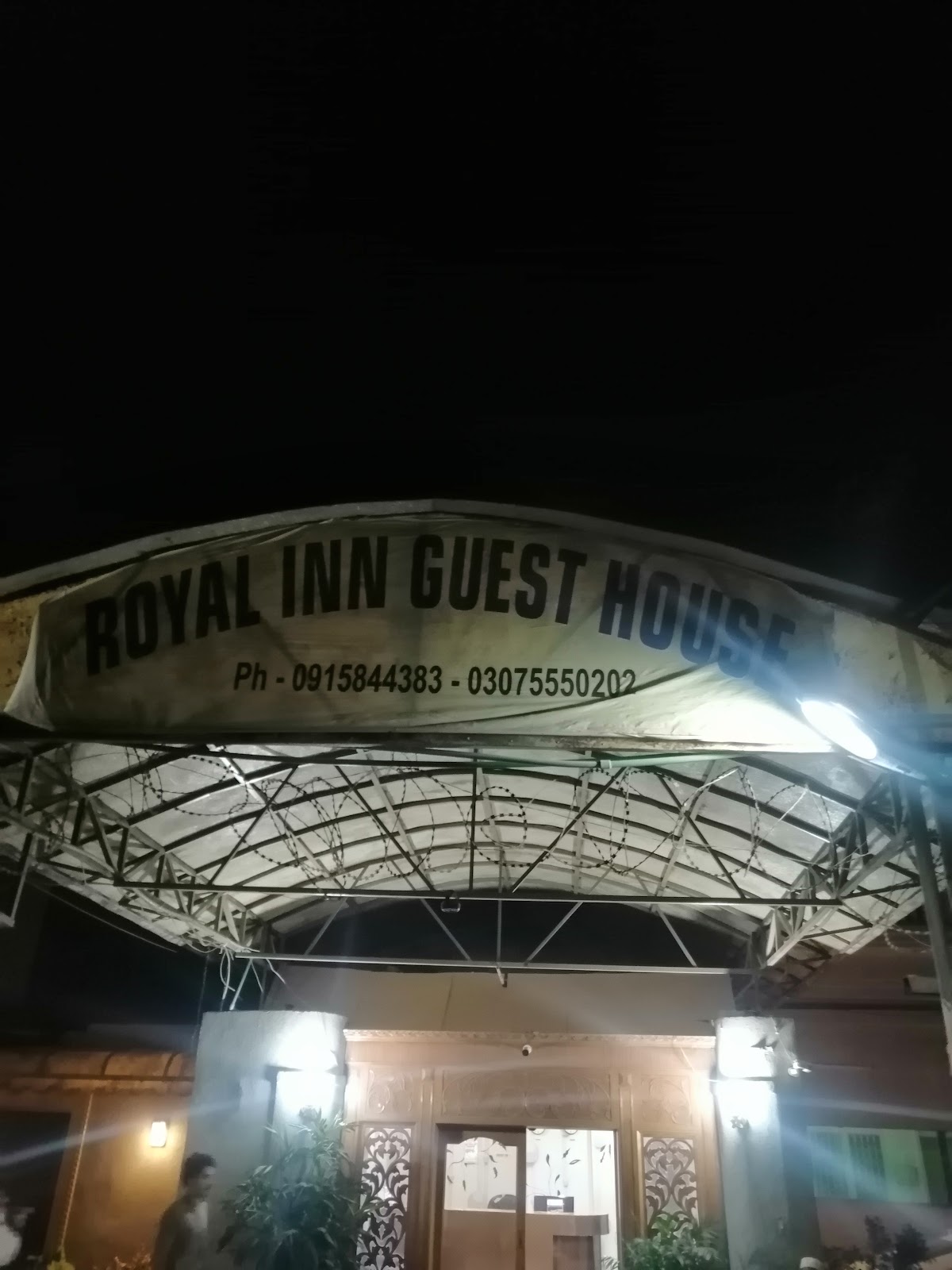 Royal Inn Hotel Peshawer - coed hostel in Peshawar, Khyber Pakhtunkhwa