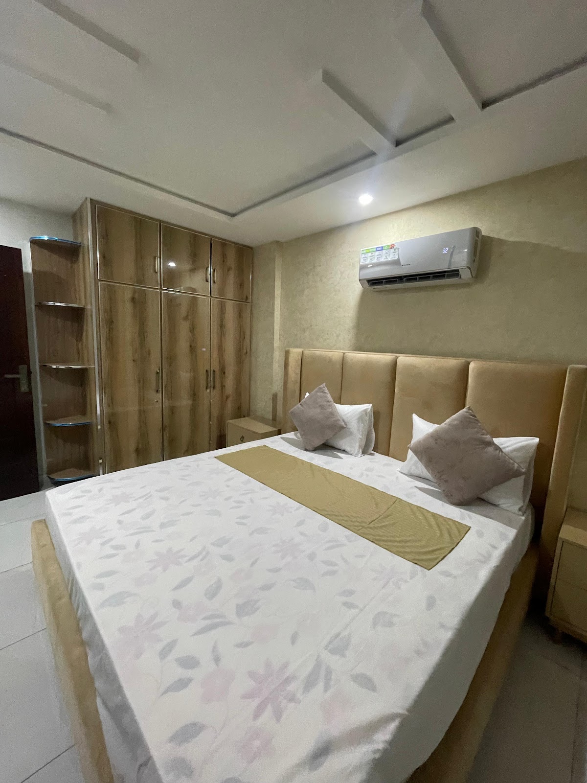 Gold Swiss Suites (Bahria Town Lahore) — photo 8
