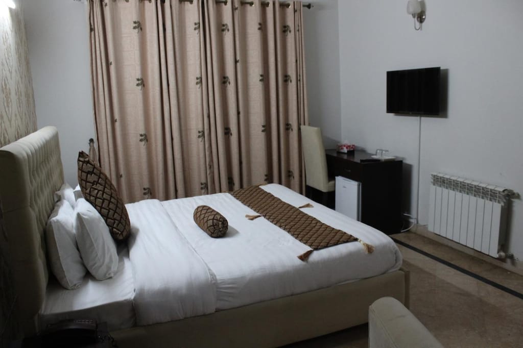 Islamabad Luxe Guest House — photo 9