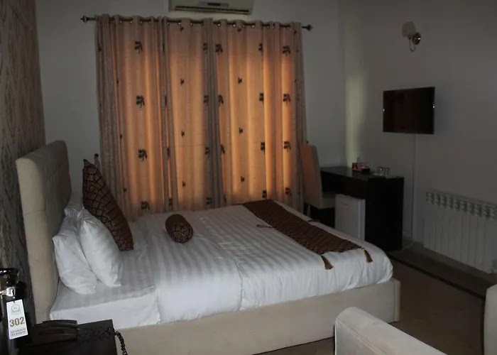 Islamabad Luxe Guest House — photo 10