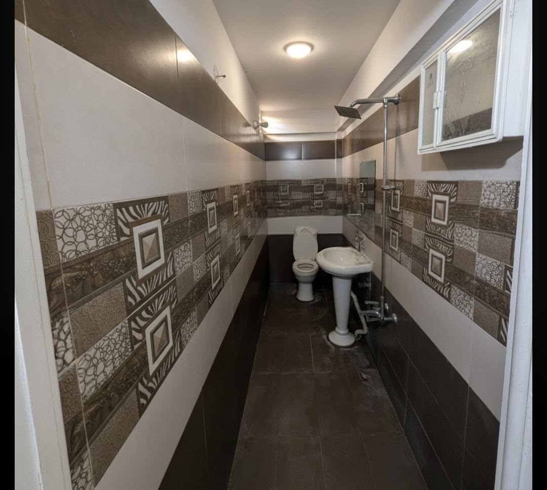 1D Girls Hostel Pechs Block 2 — photo 10