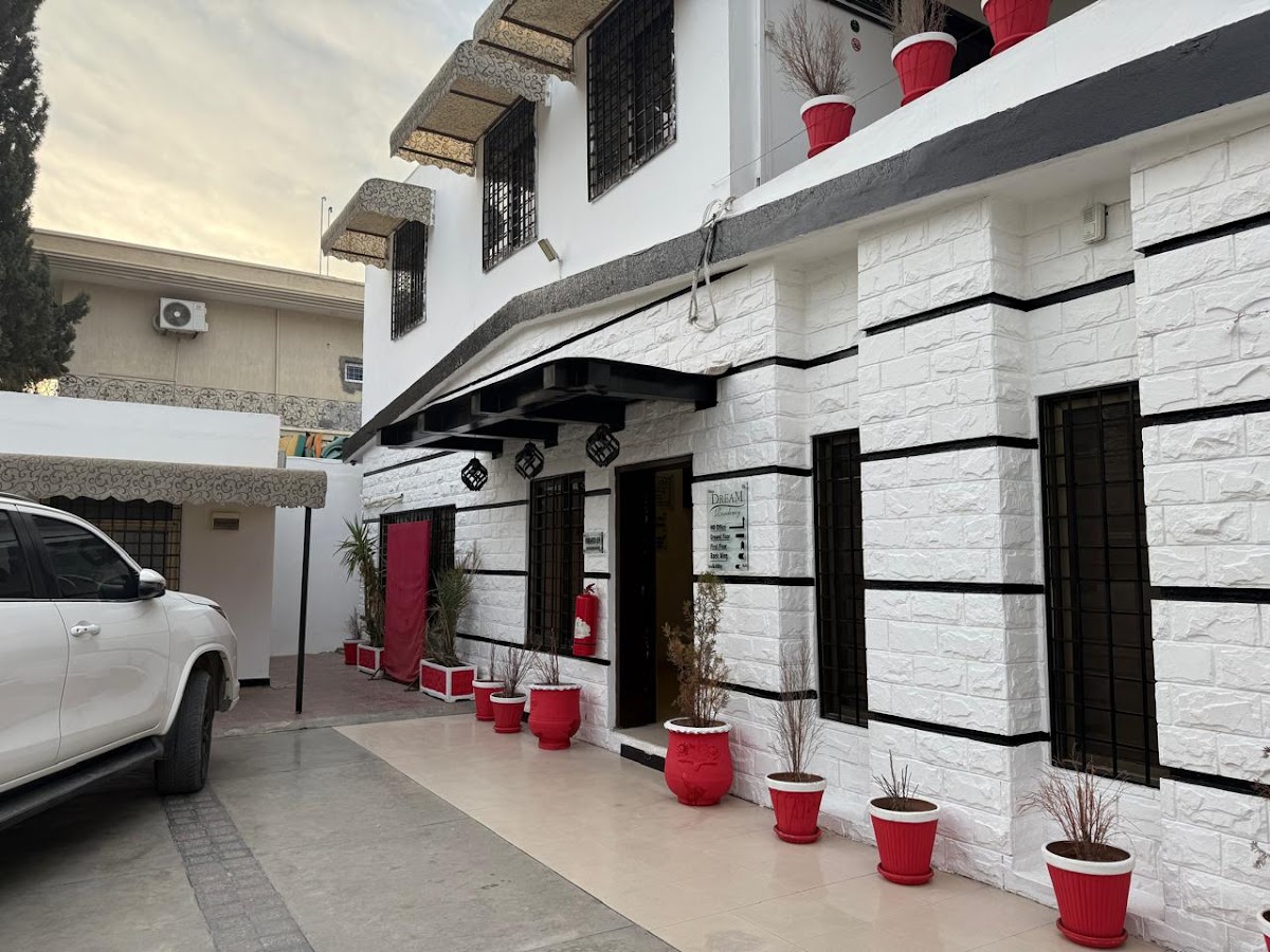 Dream Residency Islamabad F-8 - coed hostel in Islamabad, Capital Territory