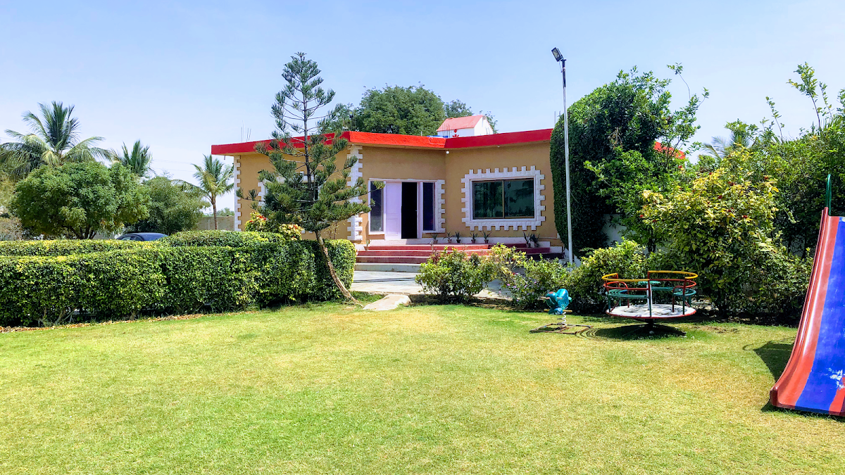 Royal Taqi Farm House