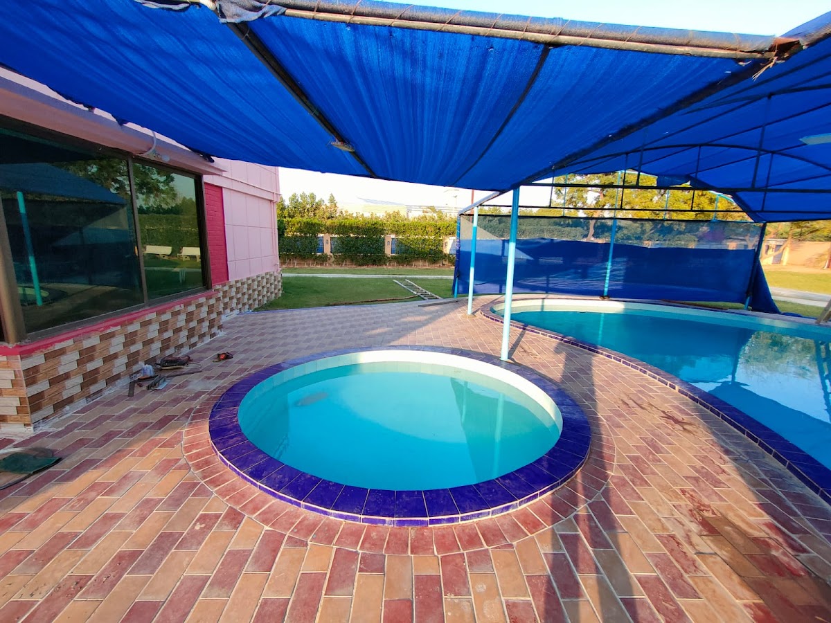 Holiday Inn Resort - Farm House