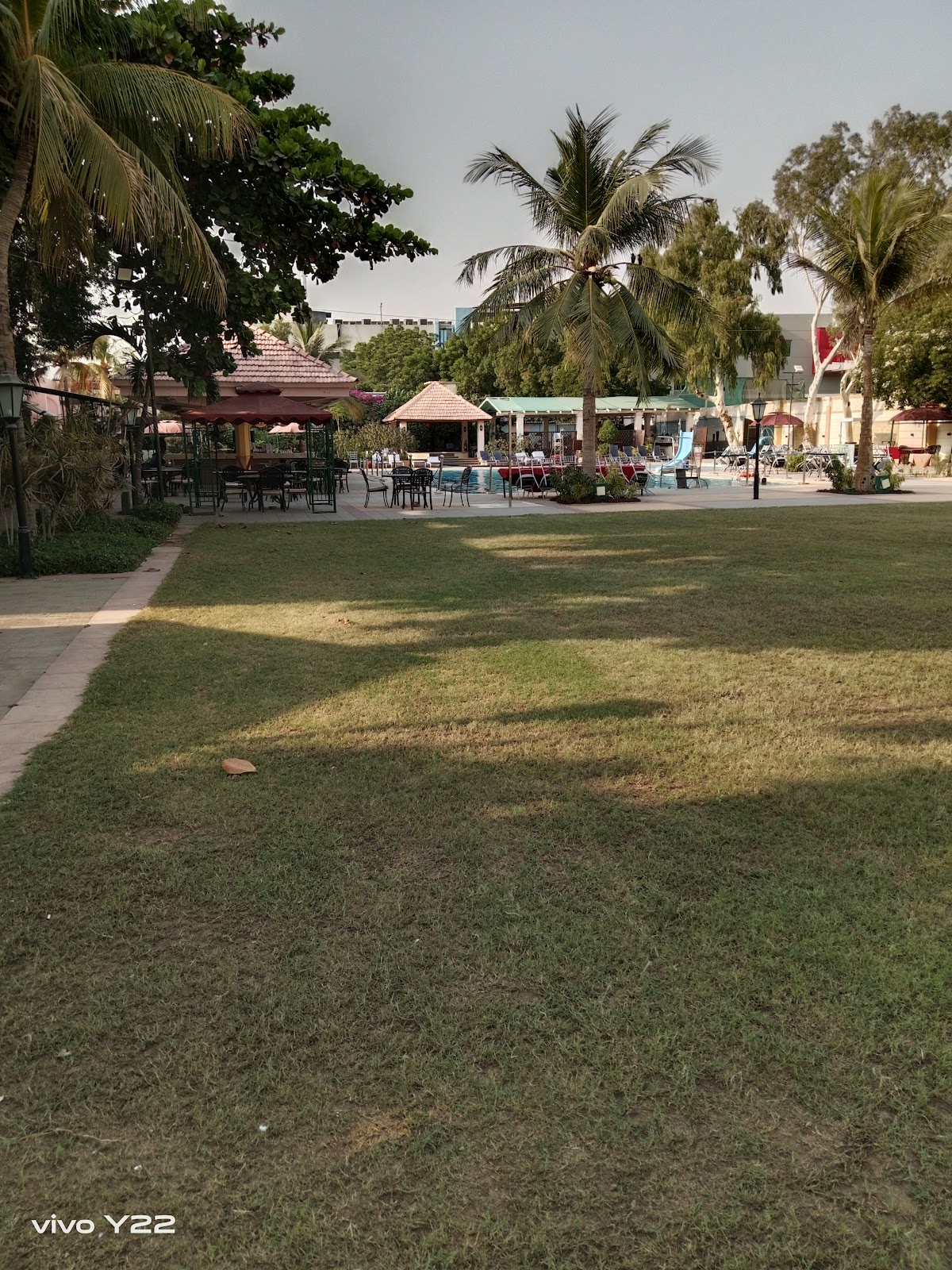 Golden Pearl Residency Family Hotel — photo 9
