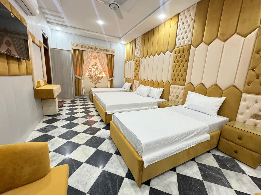 Lux Living Lodge Guest House
