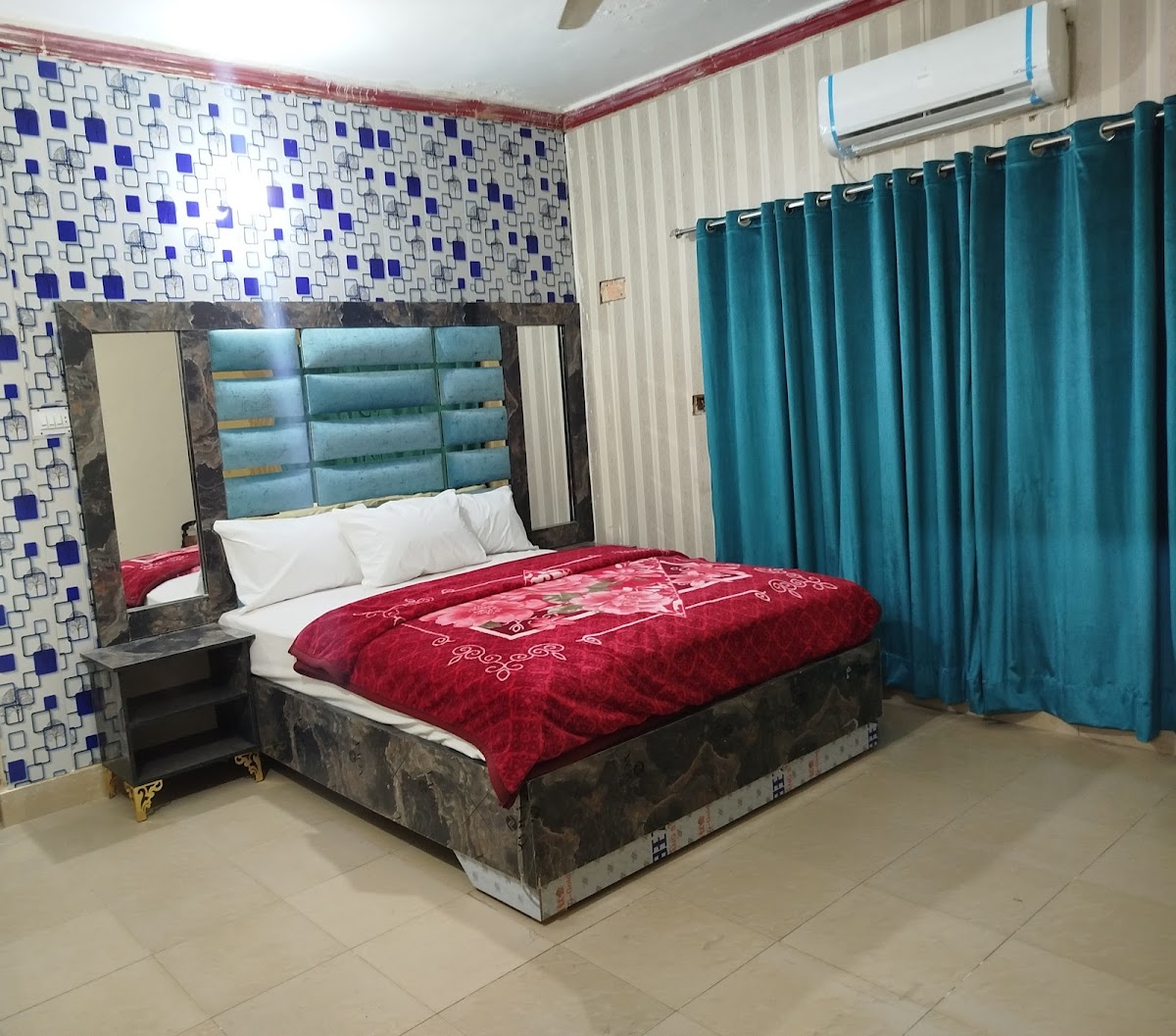 Lux Living Lodge Guest House — photo 8