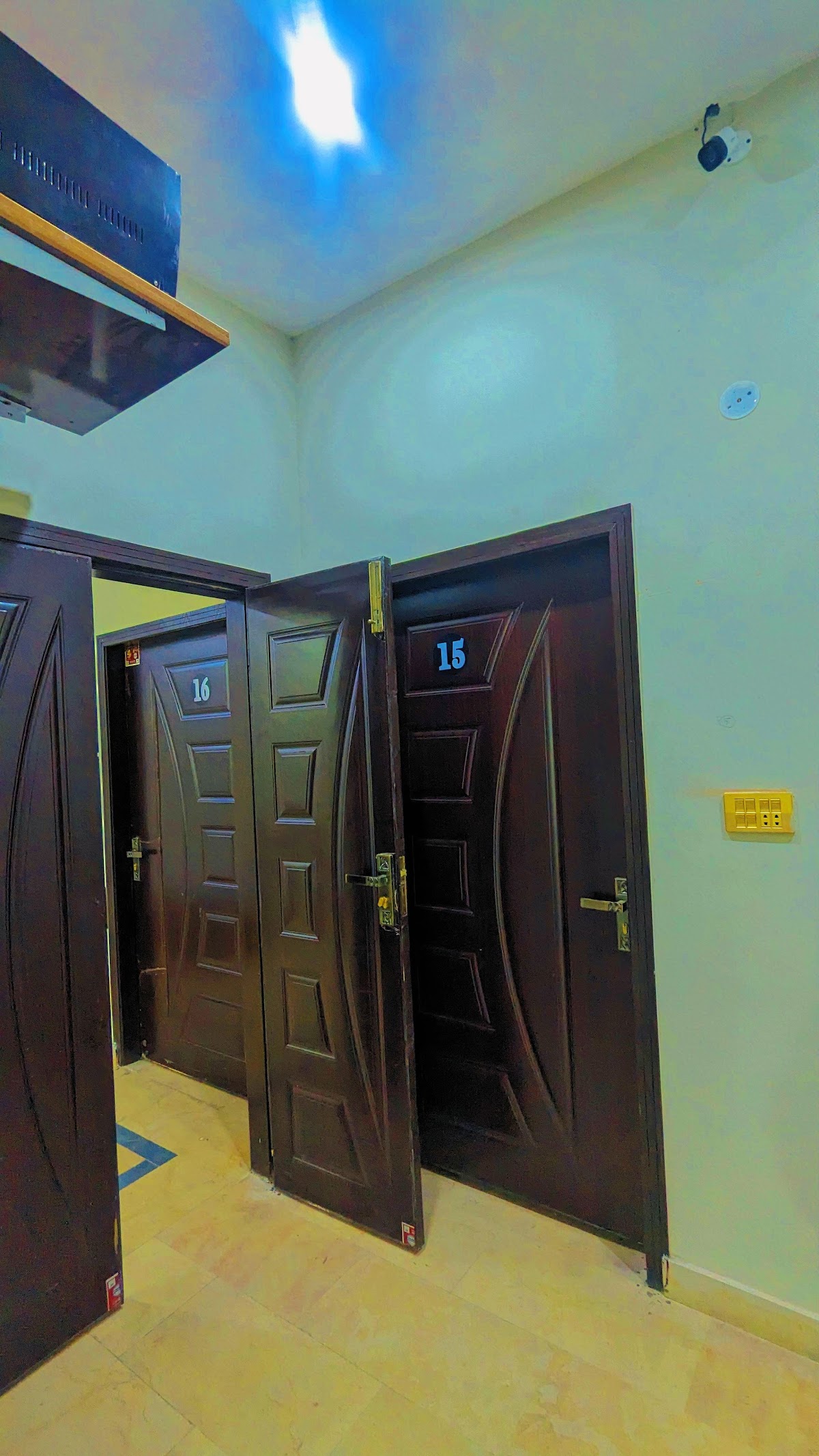 Boys hostel Gulberg 2 — photo 6