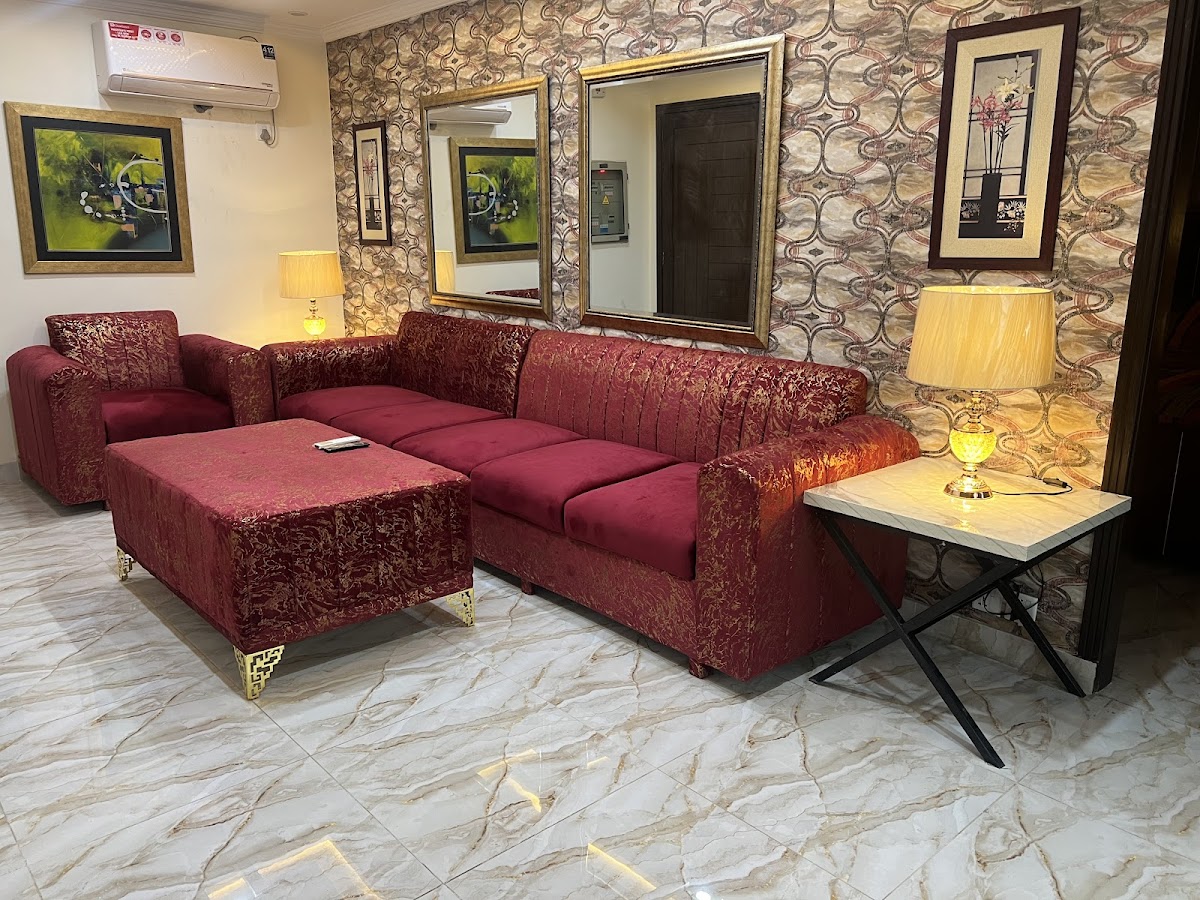 D Suites — photo 7