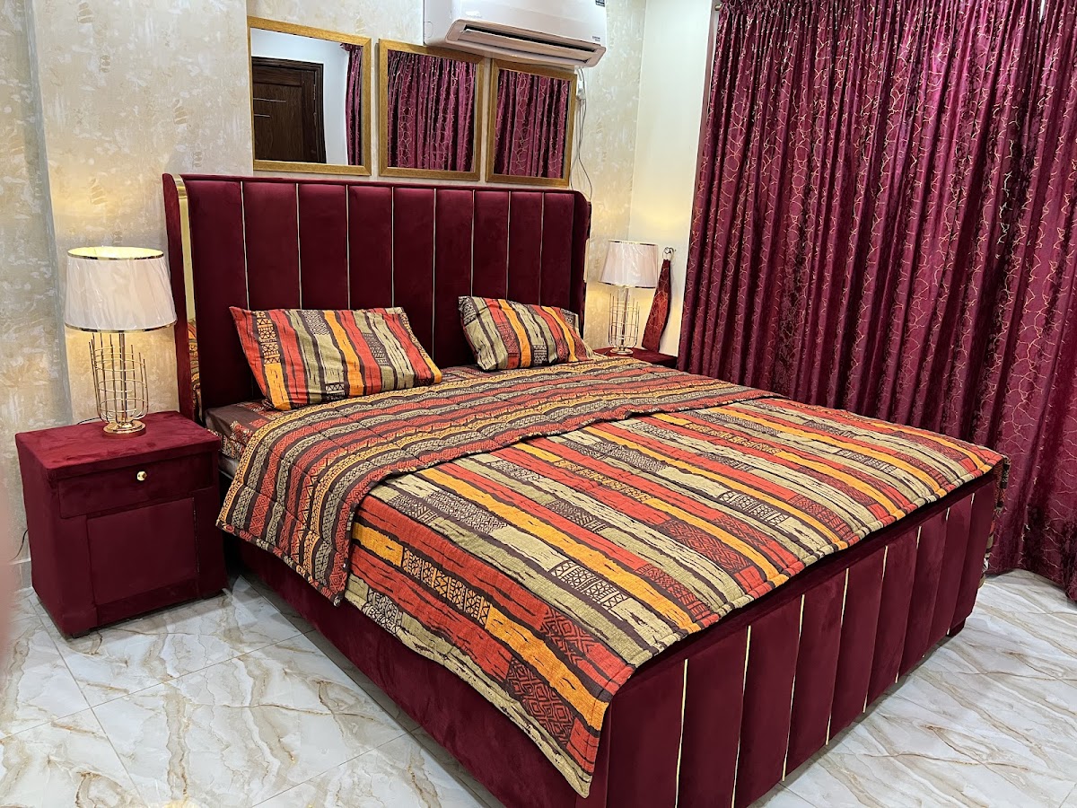 D Suites — photo 8