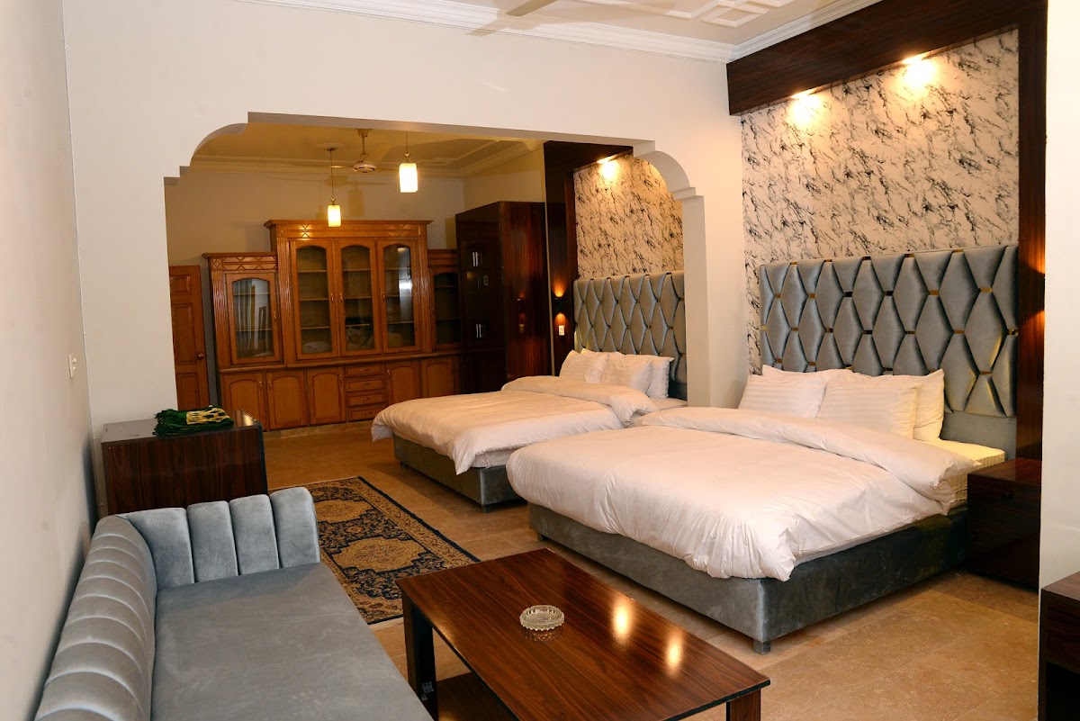 Royal Continental — photo 9
