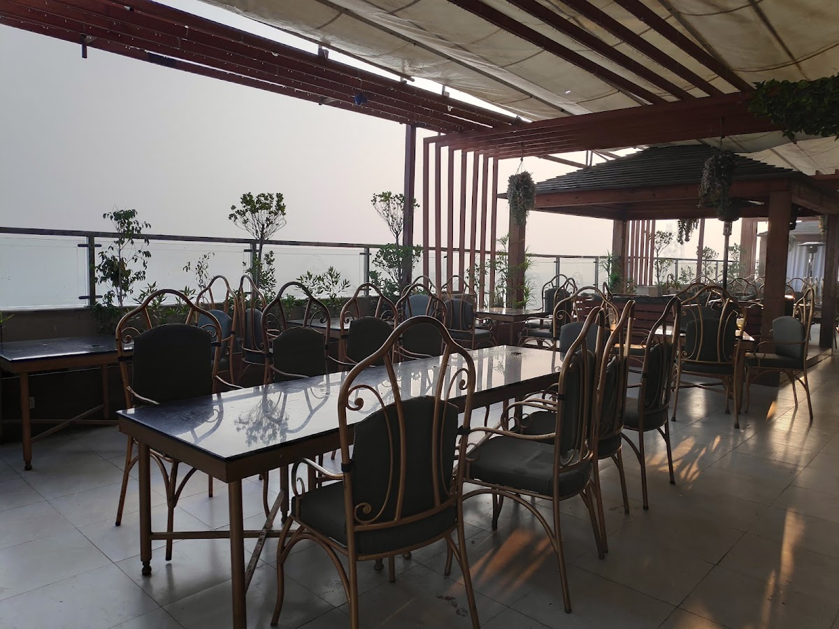 Grand Regent Hotel and Suites — photo 7
