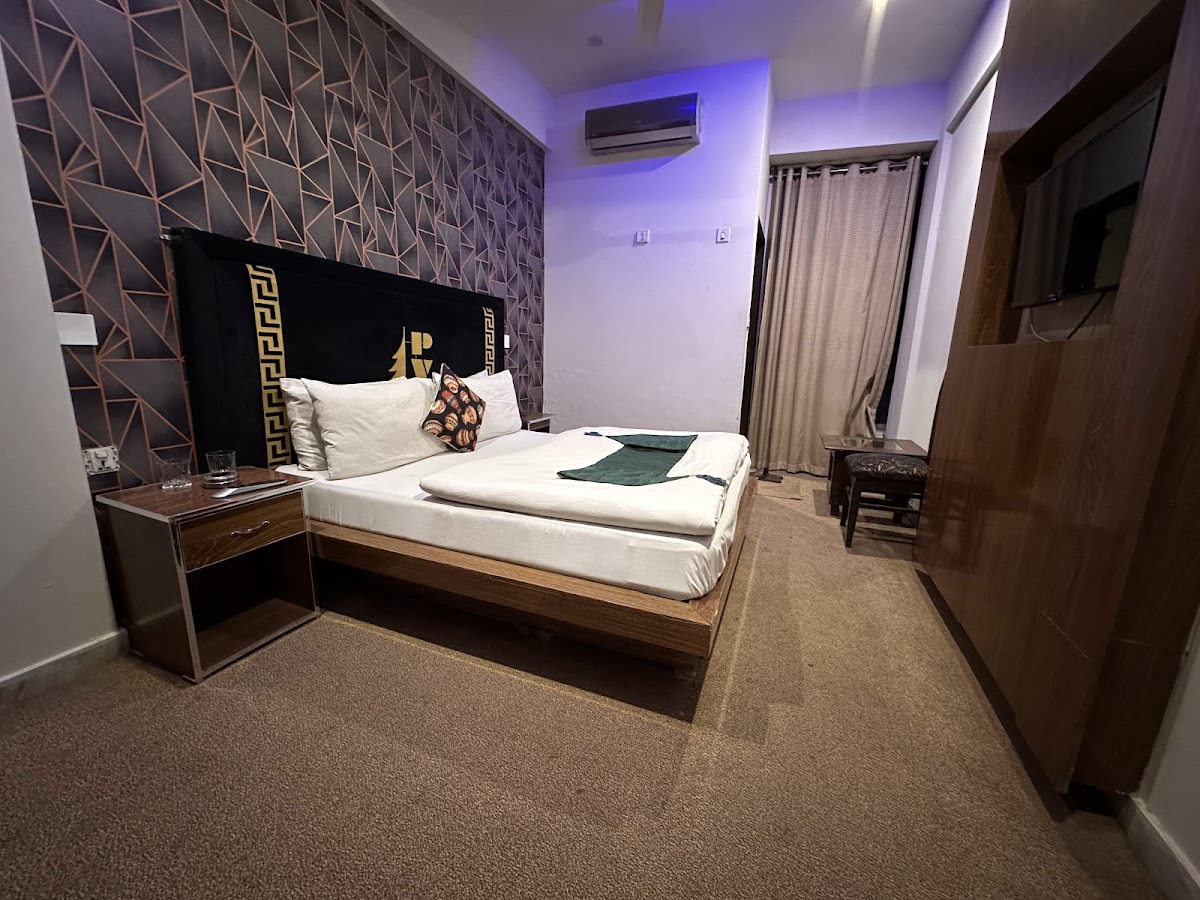 Prime Inn Hotel — photo 10