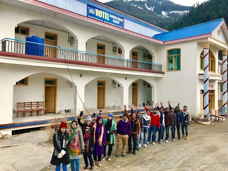 Summer Queen Hotel Kalam