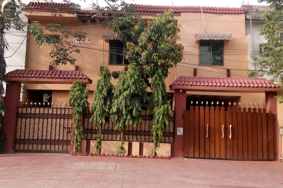 Grand Palace Family Hotel