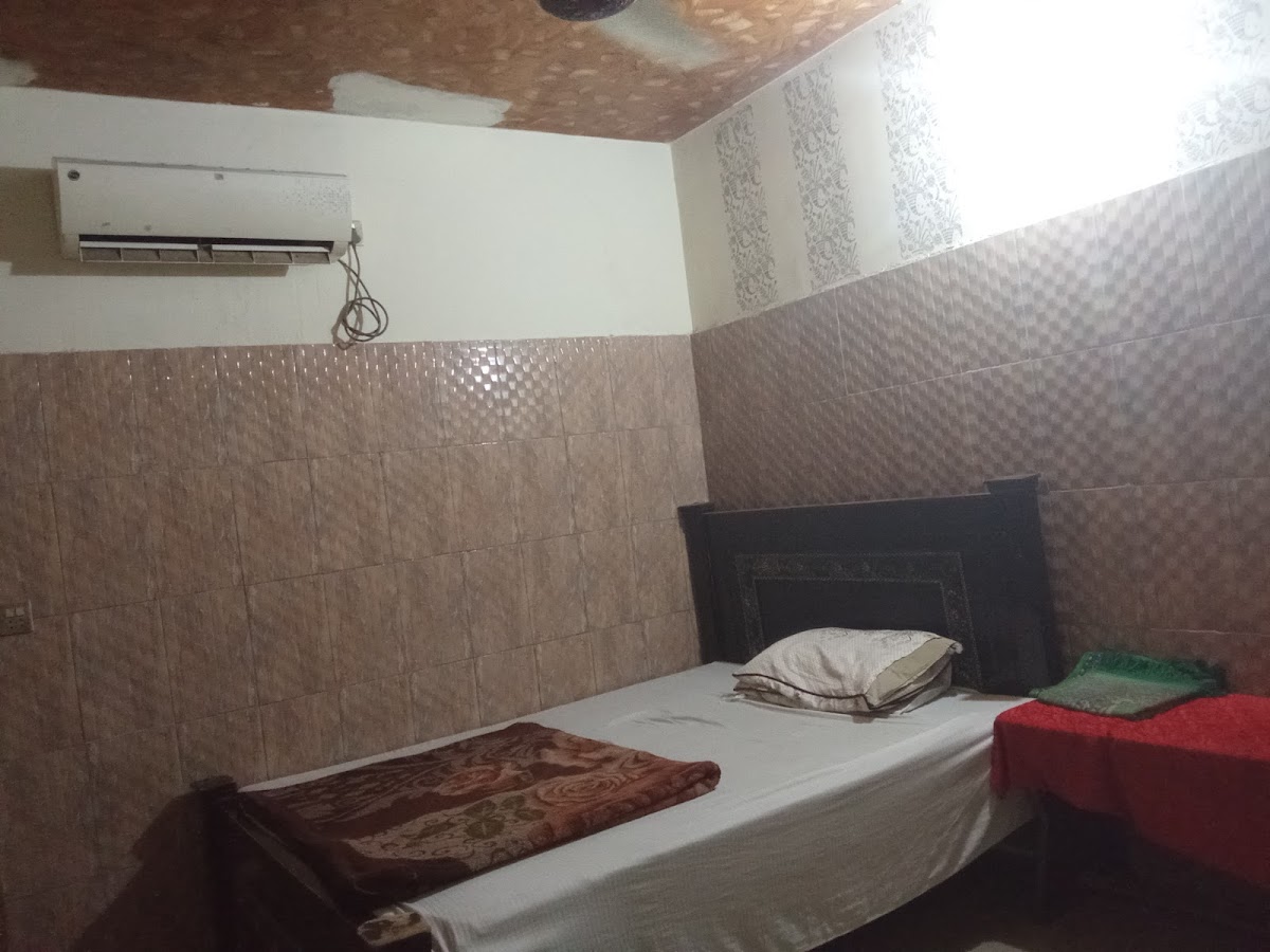 Al Azhar Hotel Room — photo 10