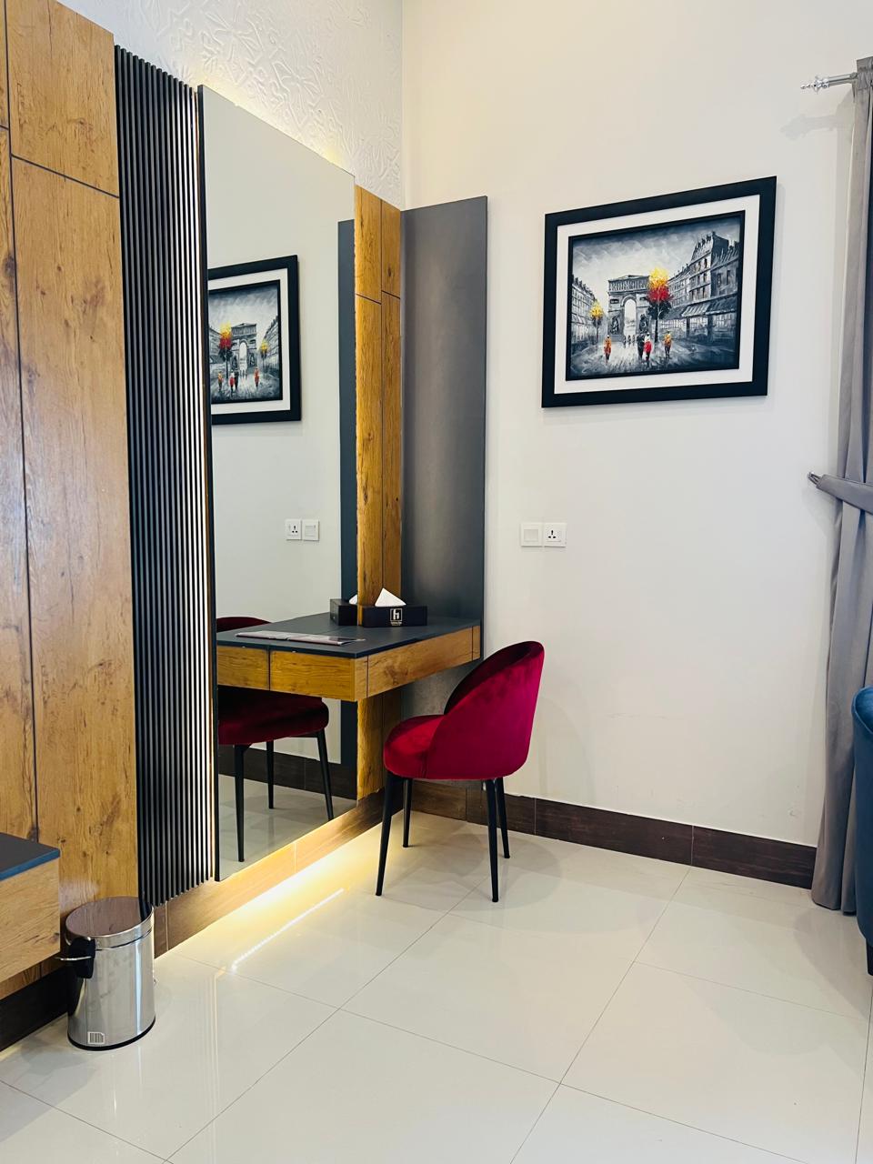 Holiday One Hotel & Suites — photo 7