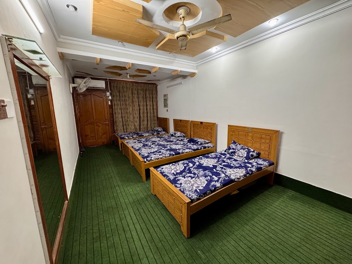 Premium girls hostel peshawar cantt - girls hostel in Peshawar, Khyber Pakhtunkhwa