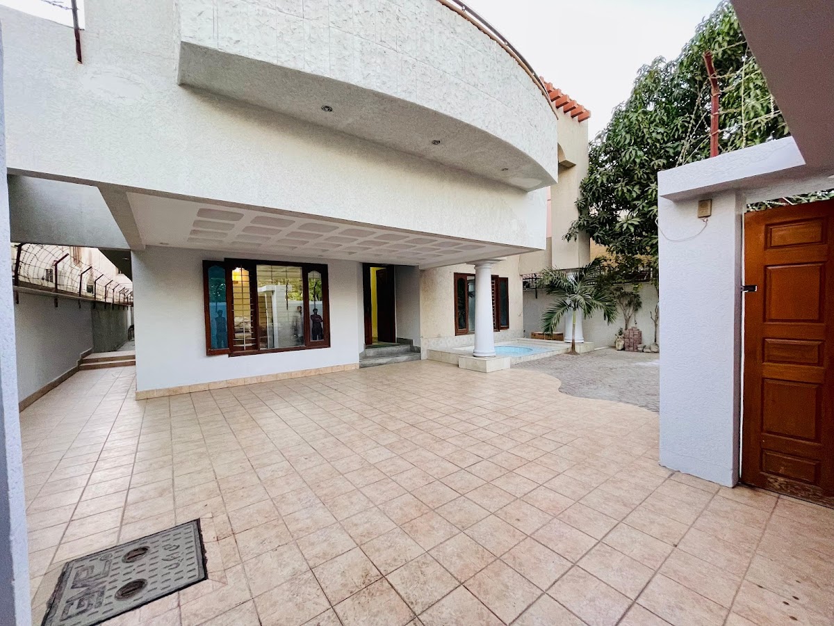 Sea View Karachi DHA Family Guest House - coed hostel in Karachi, Sindh