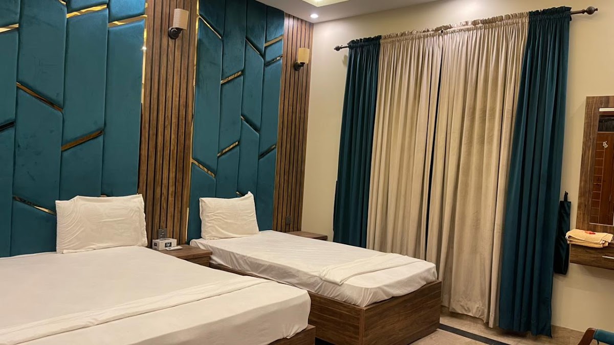The Karachi Guest House (Guest House In Karachi) one of the Best Guest House in karachi.