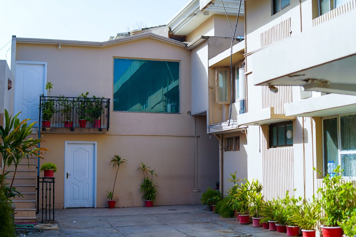 New Shelton Guest House Islamabad — photo 8