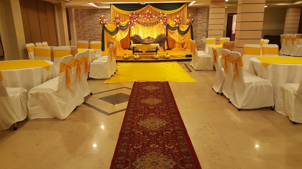 Grace Crown Hotel — photo 7