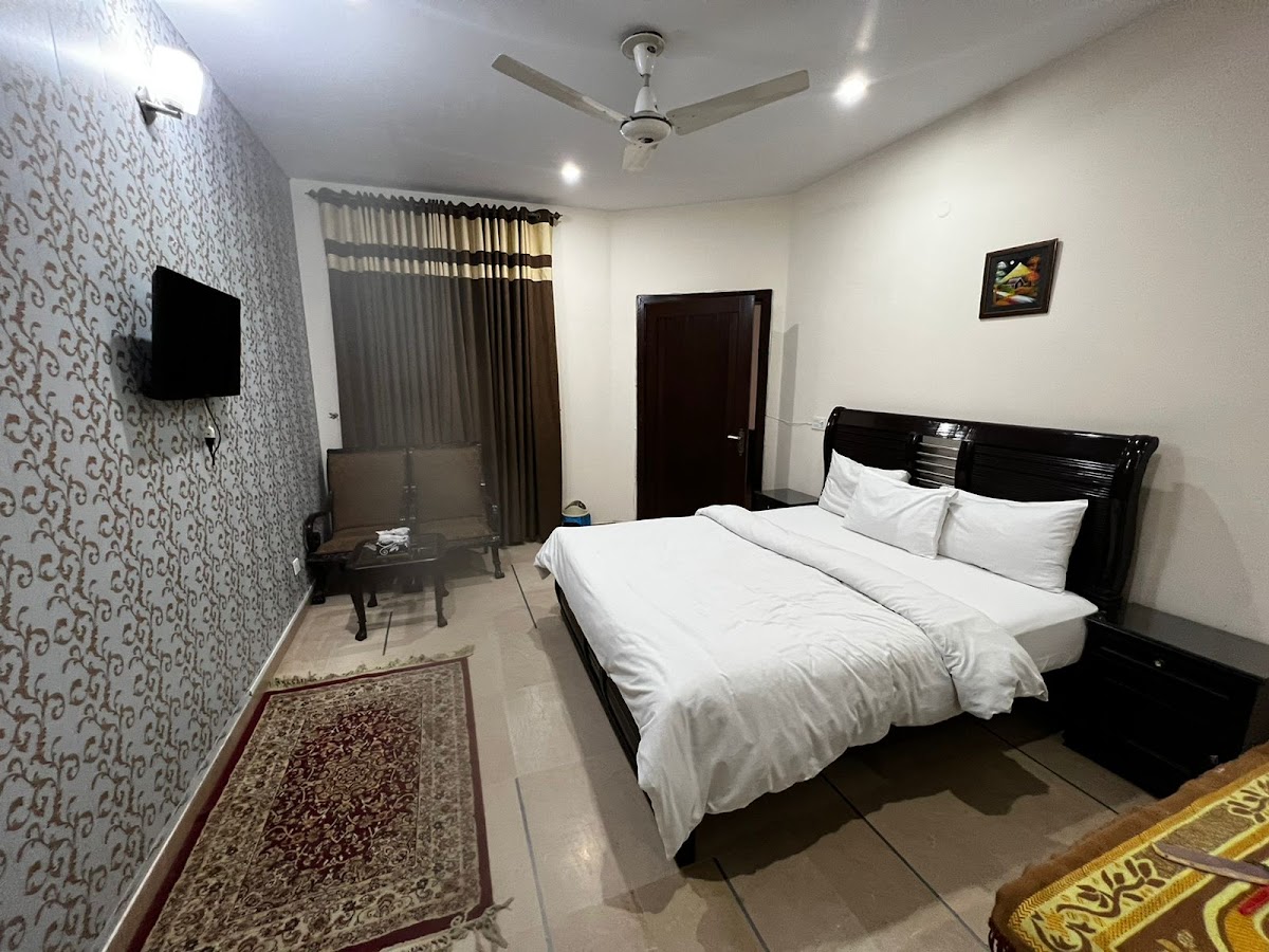 The Best Hotel In Karachi - coed hostel in Karachi, Sindh