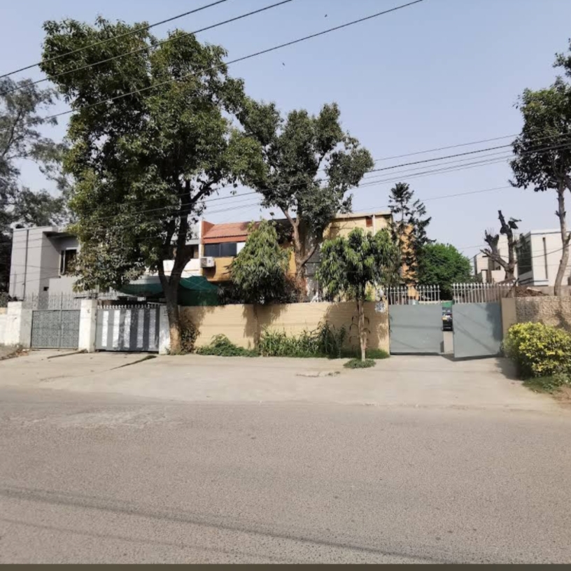 Minal Inn Hotel - coed hostel in Lahore, Punjab