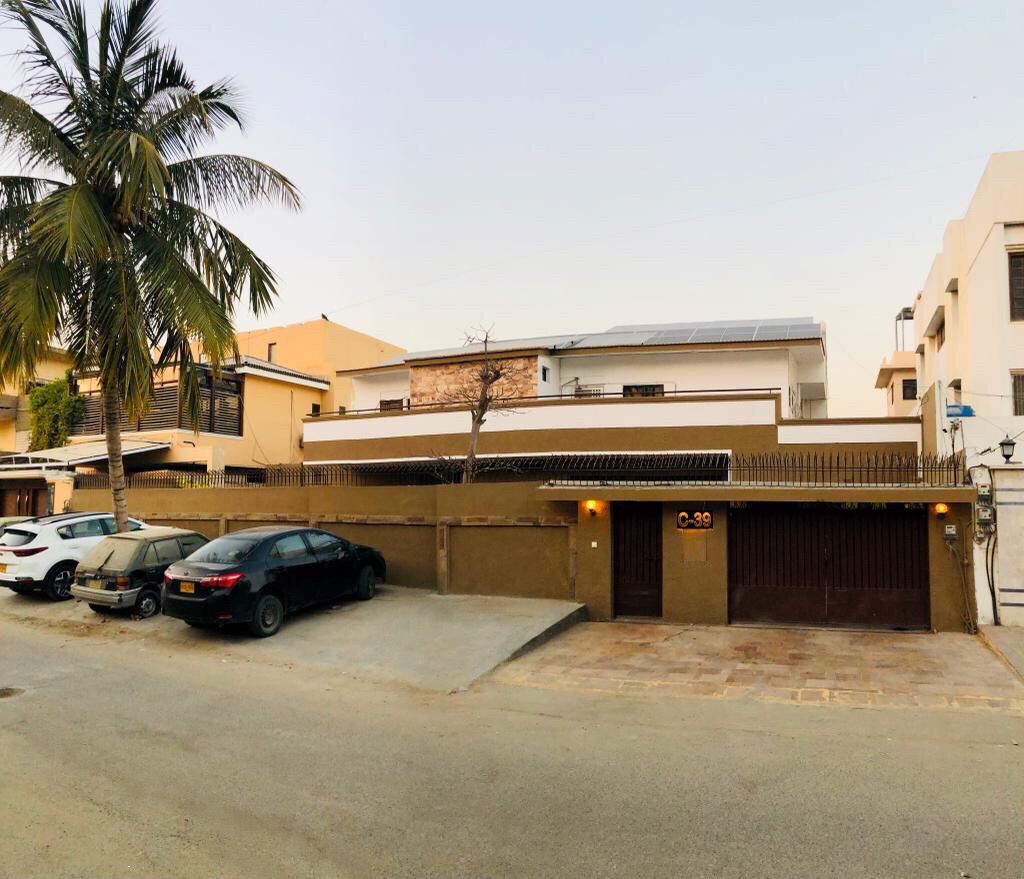 The Muslim Guest House - coed hostel in Karachi, Sindh