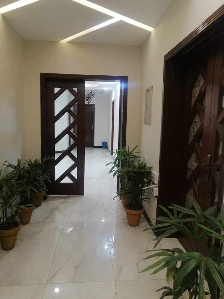 Travis Executive Guest House Islamabad — photo 8