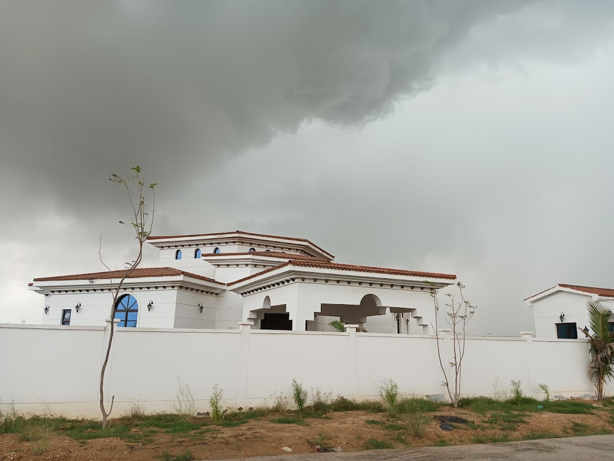 DHA Oasis Farmhouses - coed hostel in Karachi, Sindh