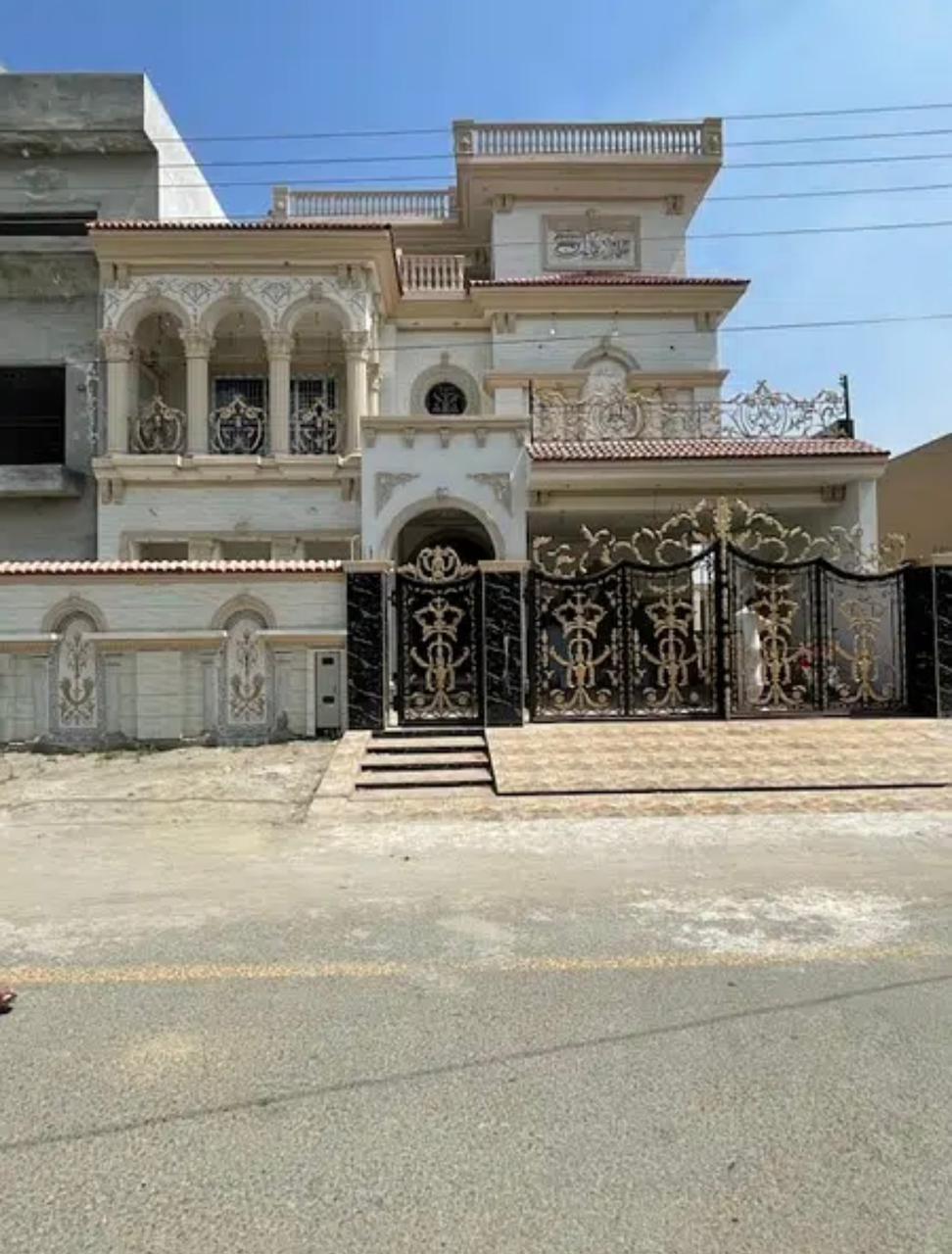 Mian Girls Hostel - DHA Phase 5 - girls hostel in Lahore, Punjab