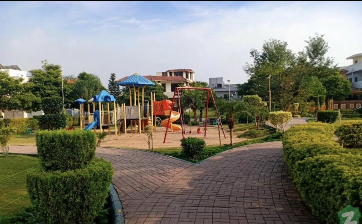 MARGALLA Hills Residency Islamabad E-11/3 - coed hostel in Islamabad, Capital Territory