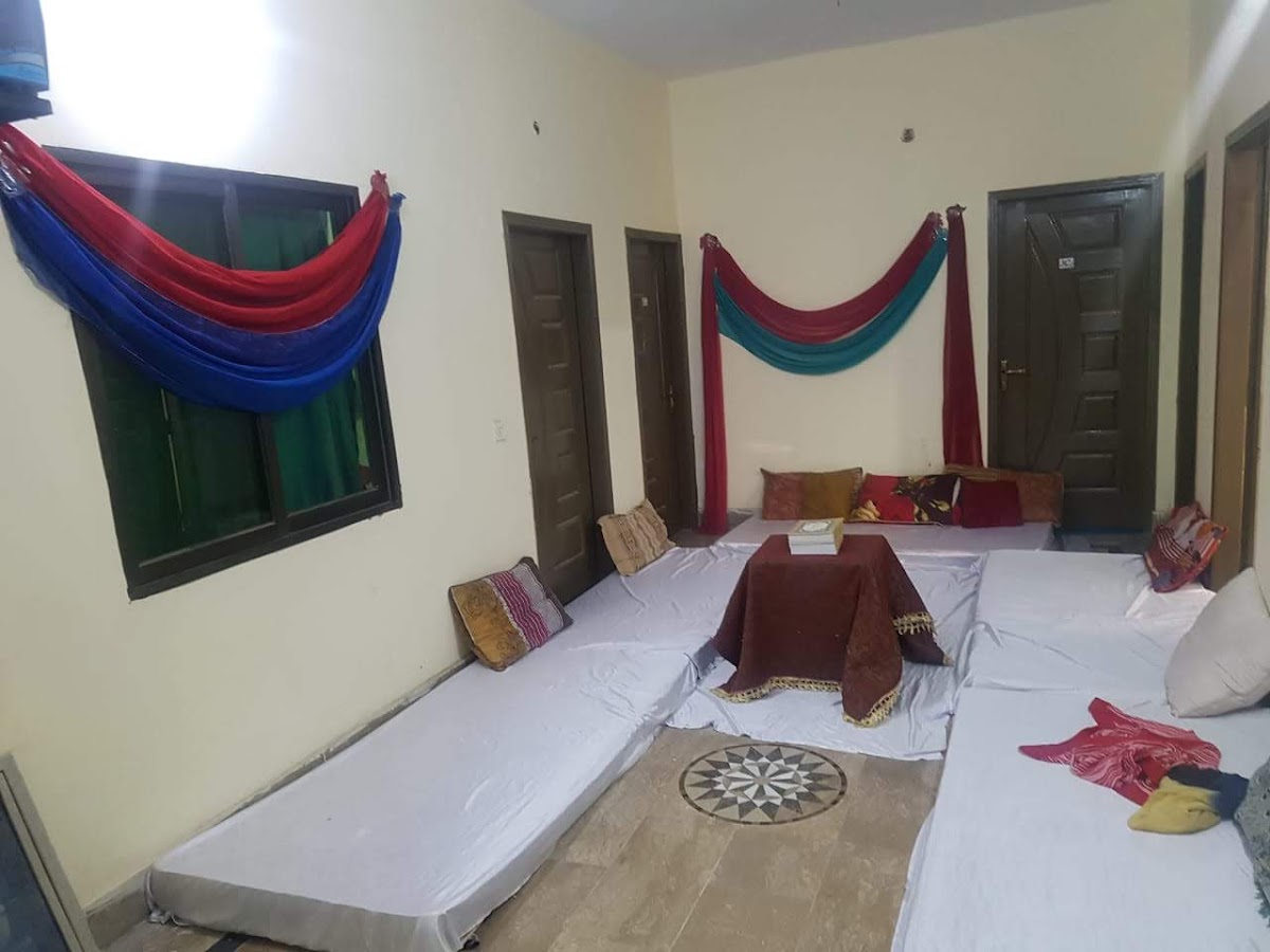 Al Nisa Girls Hostel Johar Town — photo 9