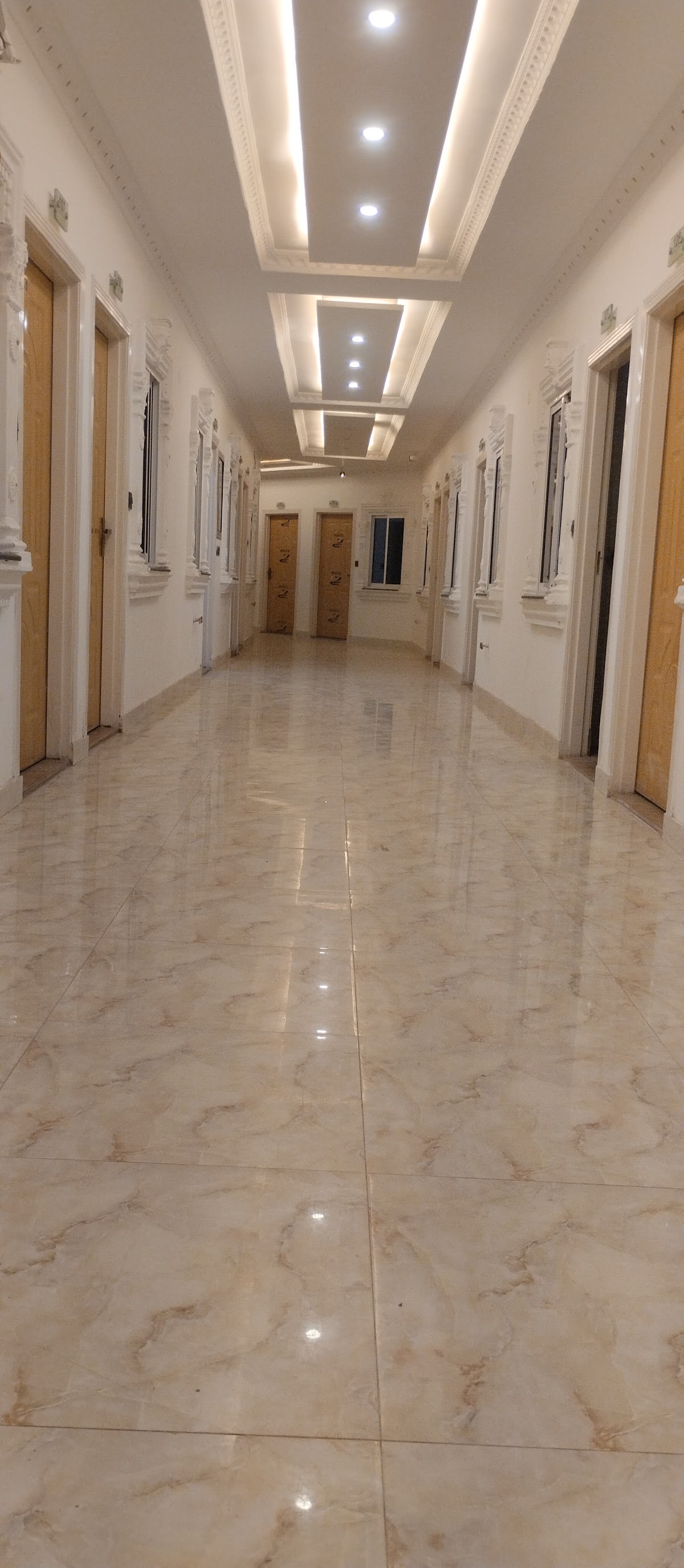 Grand Royal Hotel — photo 9