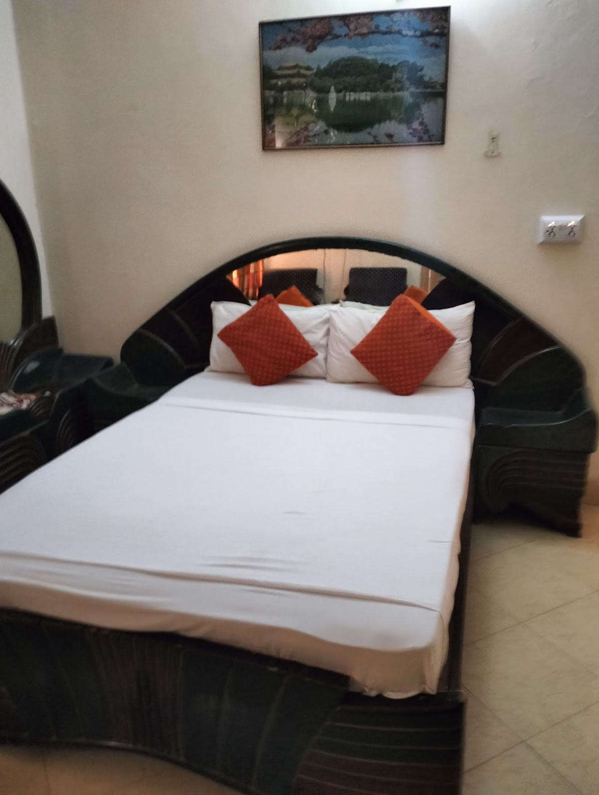 The Sun House — photo 6