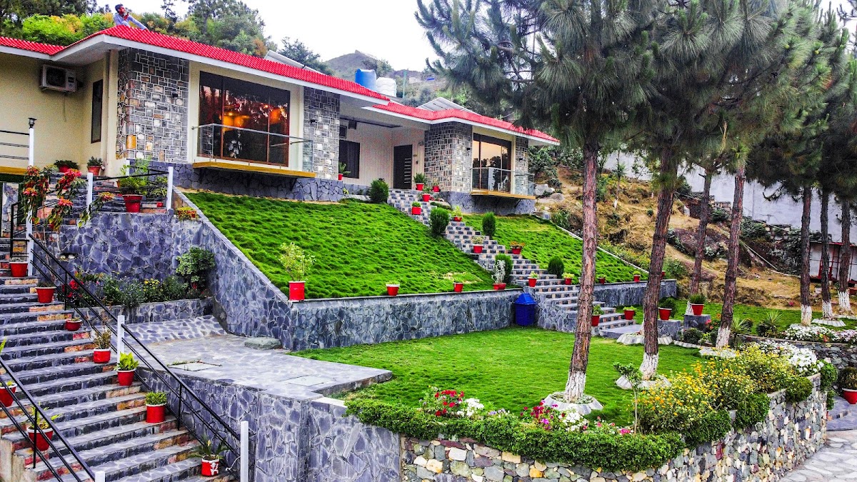HUSNAIN RESORT