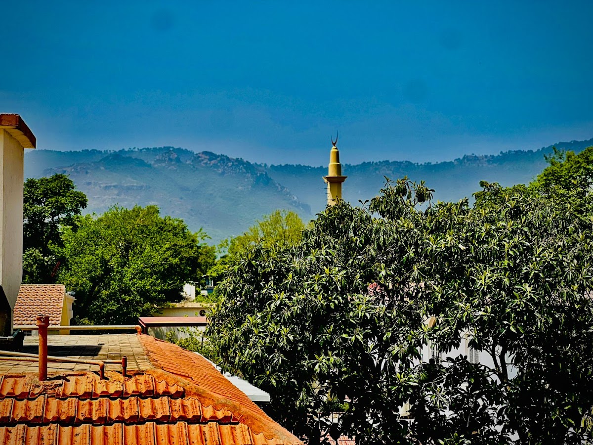 Landmark Guest House Islamabad - coed hostel in Islamabad, Capital Territory