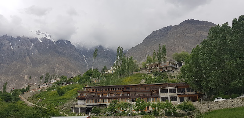 Hunza Lounge — photo 6