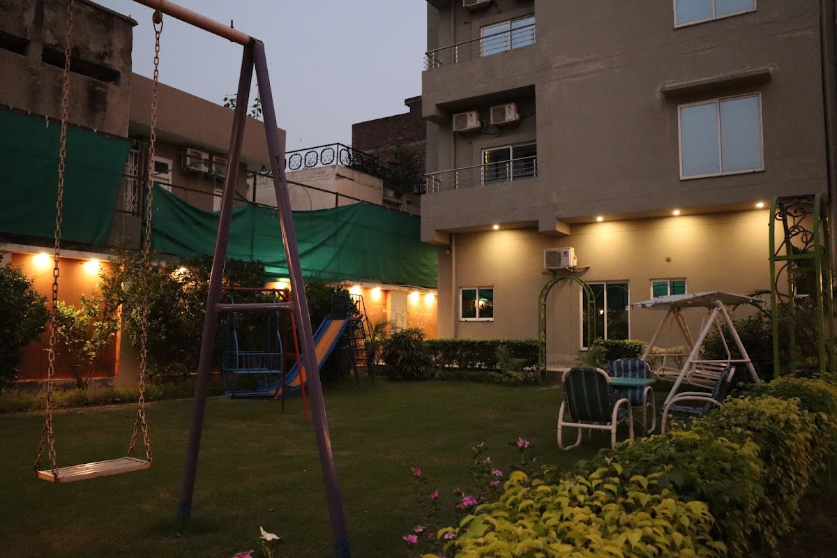 Hayyat Luxury Hotel Apartments | Family Hotel in Lahore — photo 10