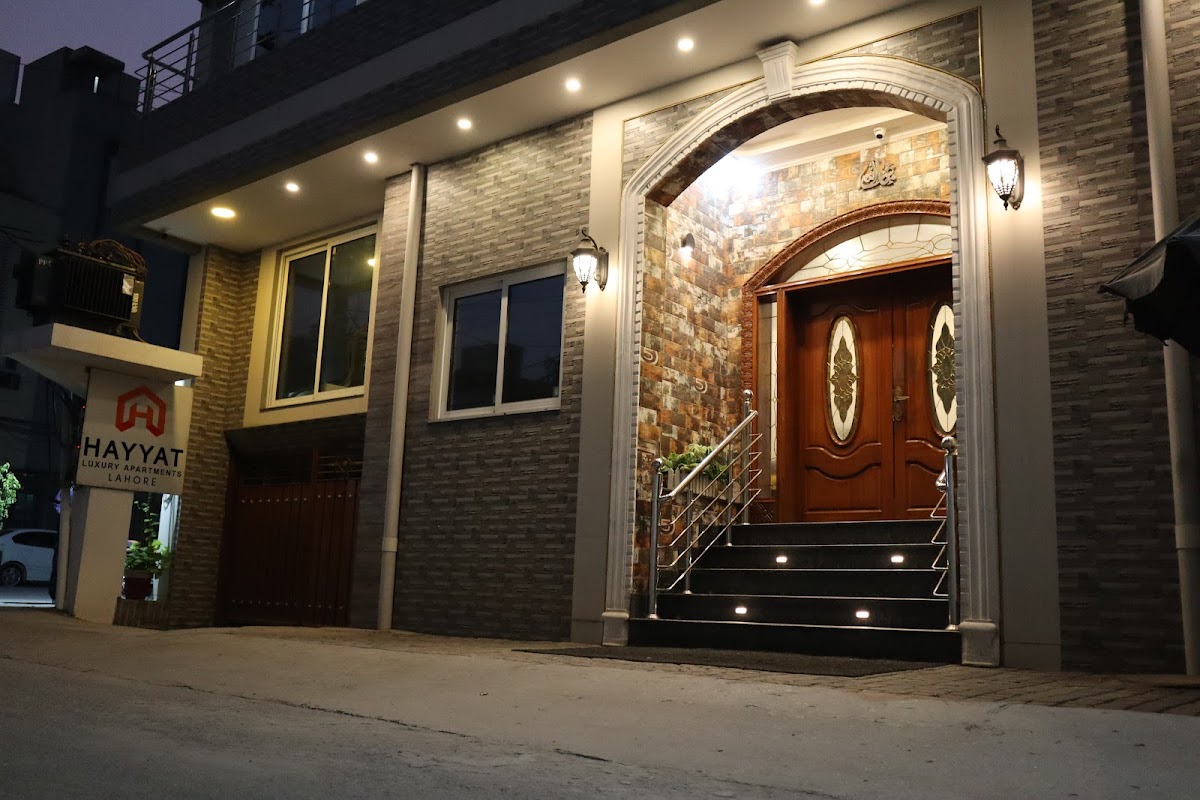 Hayyat Luxury Hotel Apartments | Family Hotel in Lahore - coed hostel in Lahore, Punjab