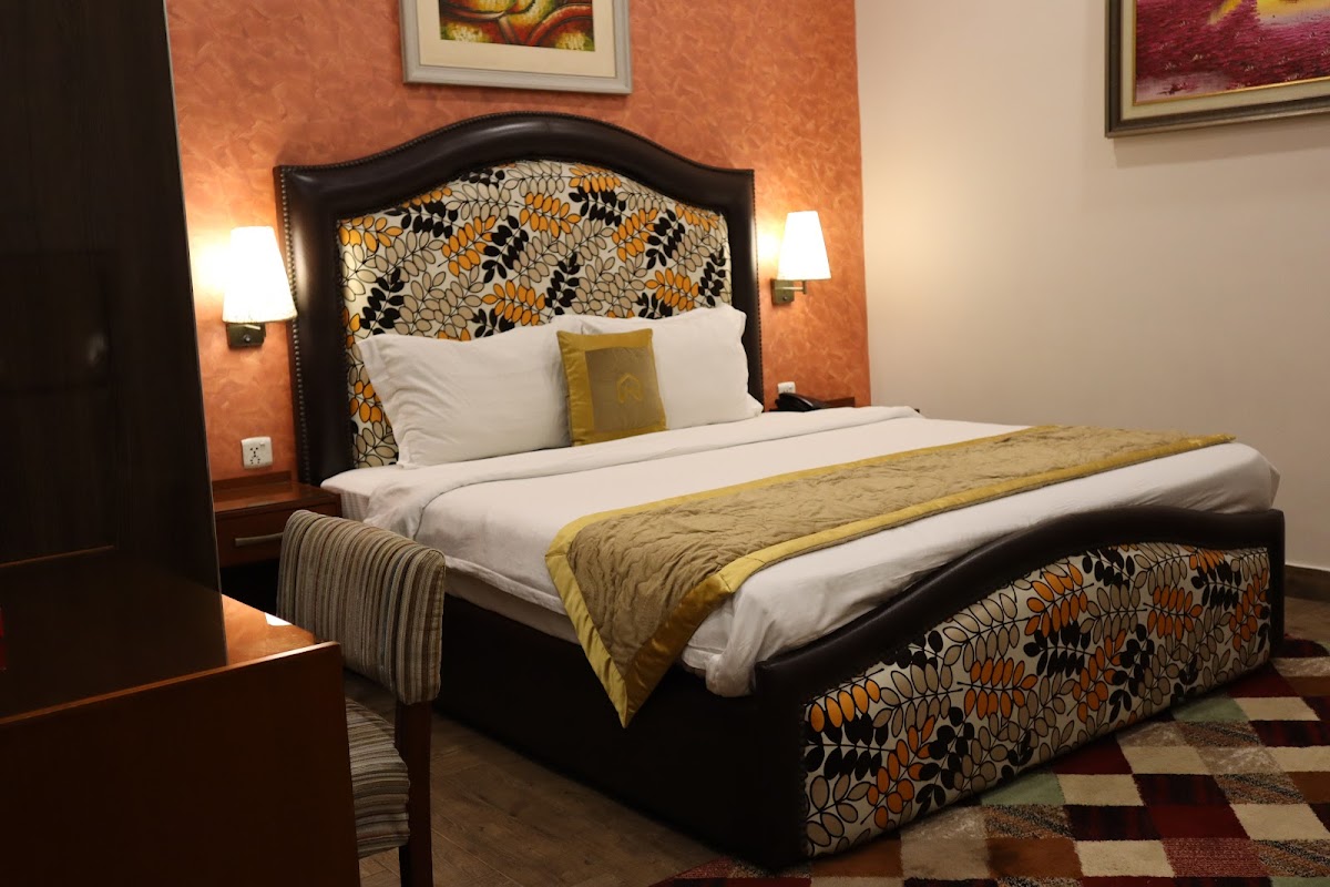 Hayyat Luxury Hotel Apartments | Family Hotel in Lahore — photo 8