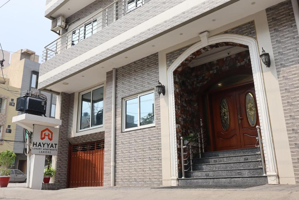 Hayyat Luxury Hotel Apartments | Family Hotel in Lahore — photo 9
