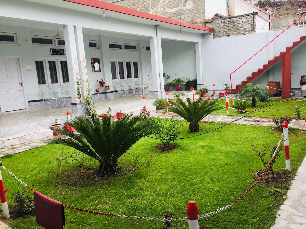 Luxury Inn Guest House - coed hostel in Islamabad, Capital Territory