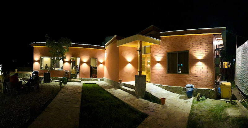 Aboriginal Hunza Inn - boys hostel in Ali Abad, Gilgit-Baltistan