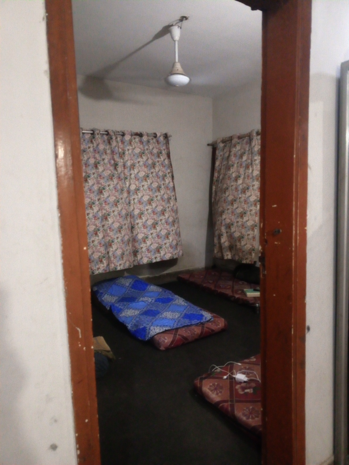 INAYAT BOYS HOSTEl 1
